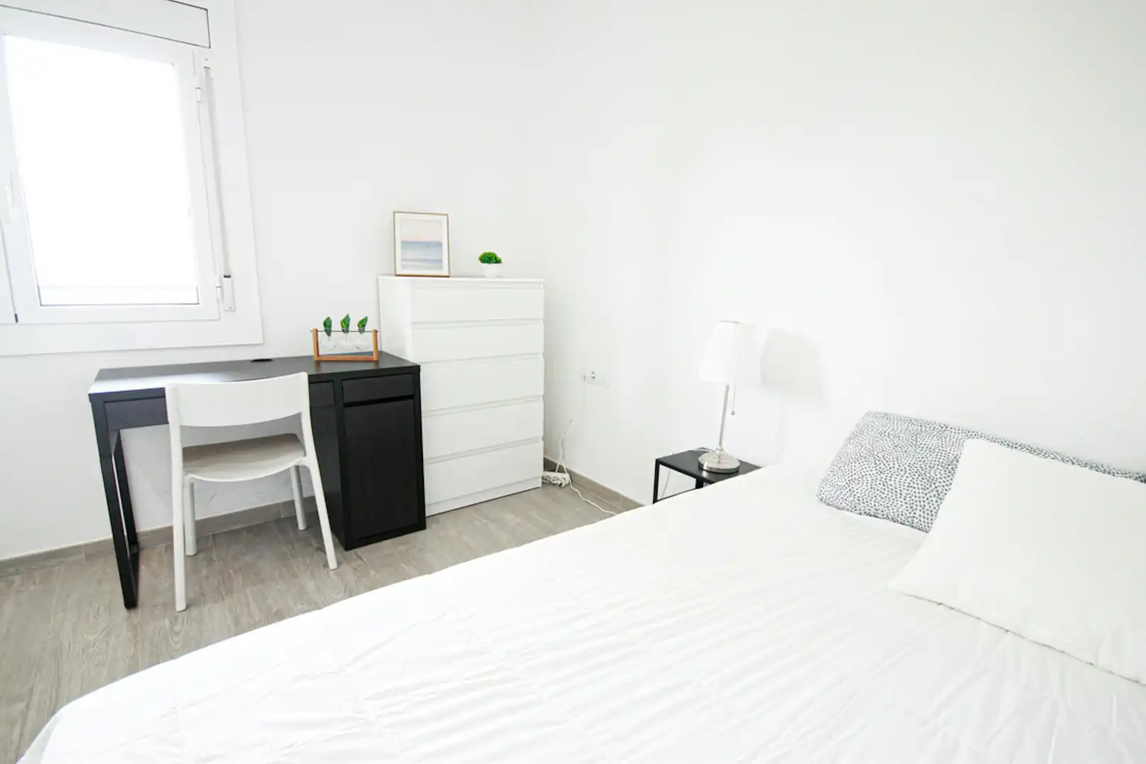 Habitación de Piso para compartir en  Barcelona Capital con Aire acondicionado, Calefacción y Amueblado