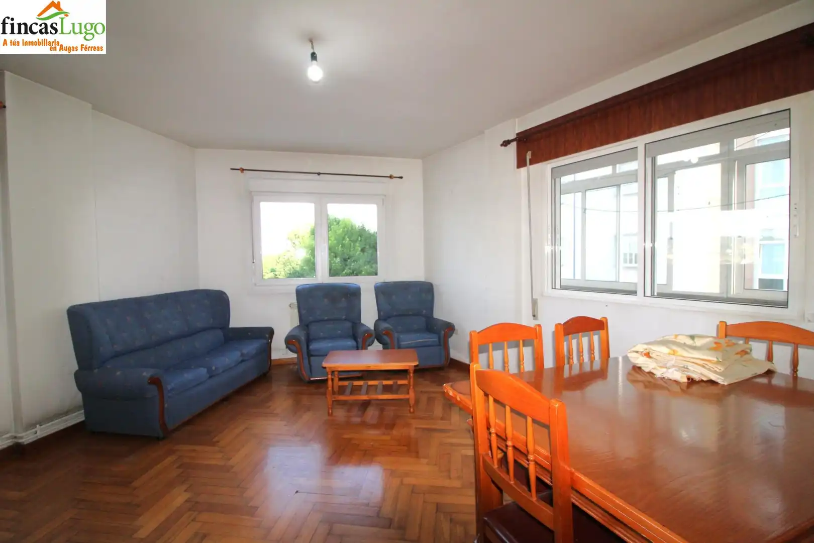 Sala de estar de Piso en venta en Lugo con Calefacción y Trastero