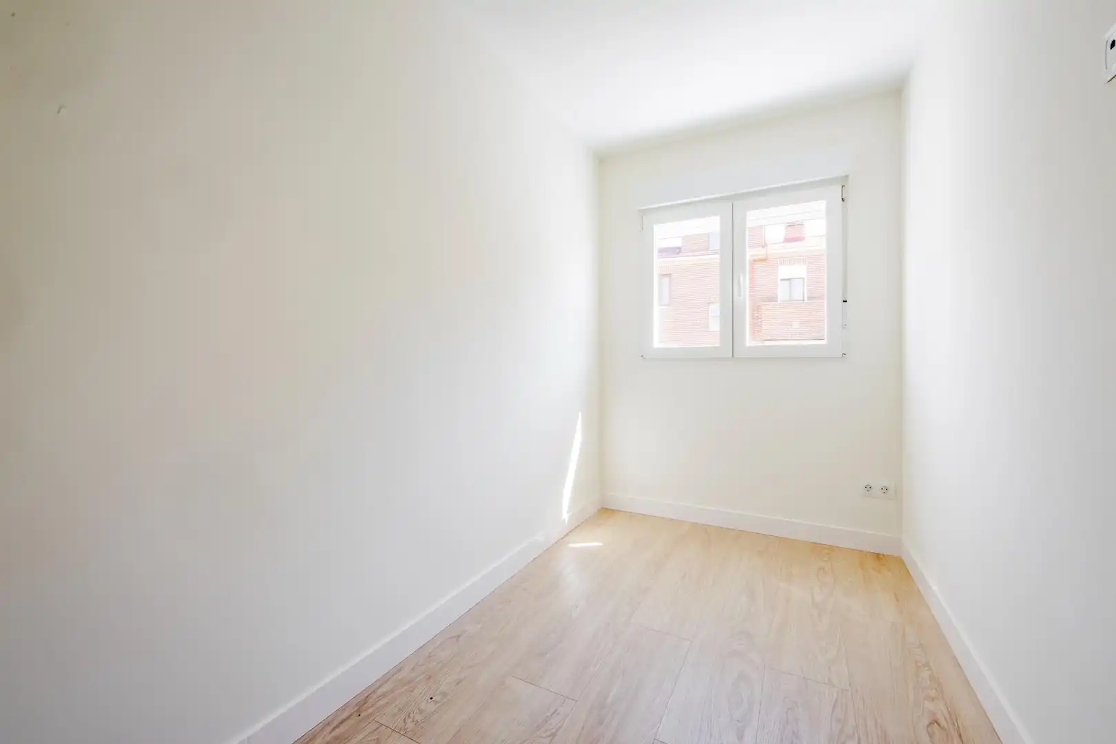 Bedroom of Flat for sale in Madrid