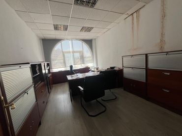 Ufficio in vendita a Casco Antiguo