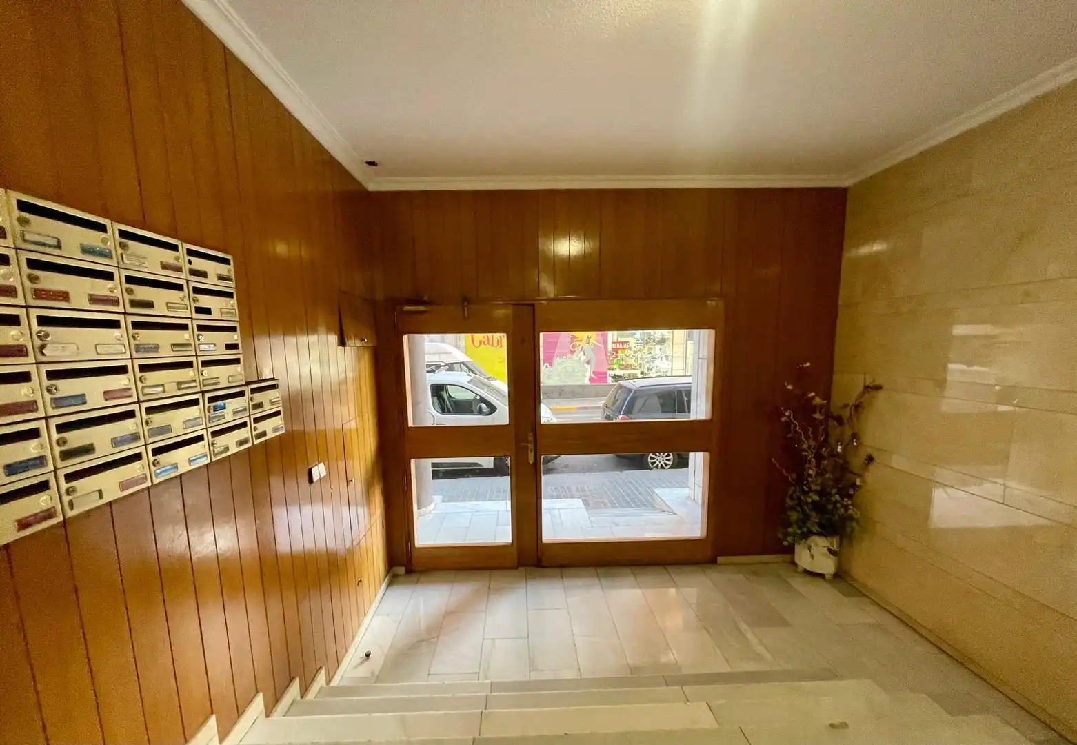 Planta baja en venta en Elche / Elx con Balcón y Alarma