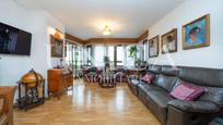 Living room of Flat for sale in  Madrid Capital  with Air Conditioner, Heating and Private garden