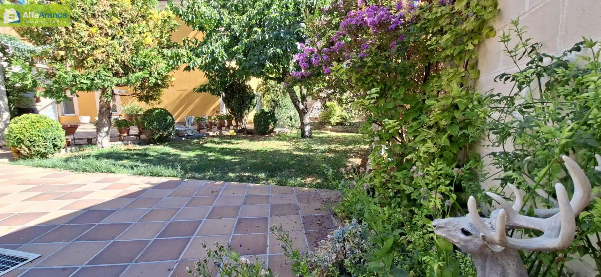 Jardí de Casa o xalet en venda en Fuentenebro amb Calefacció, Jardí privat i Traster