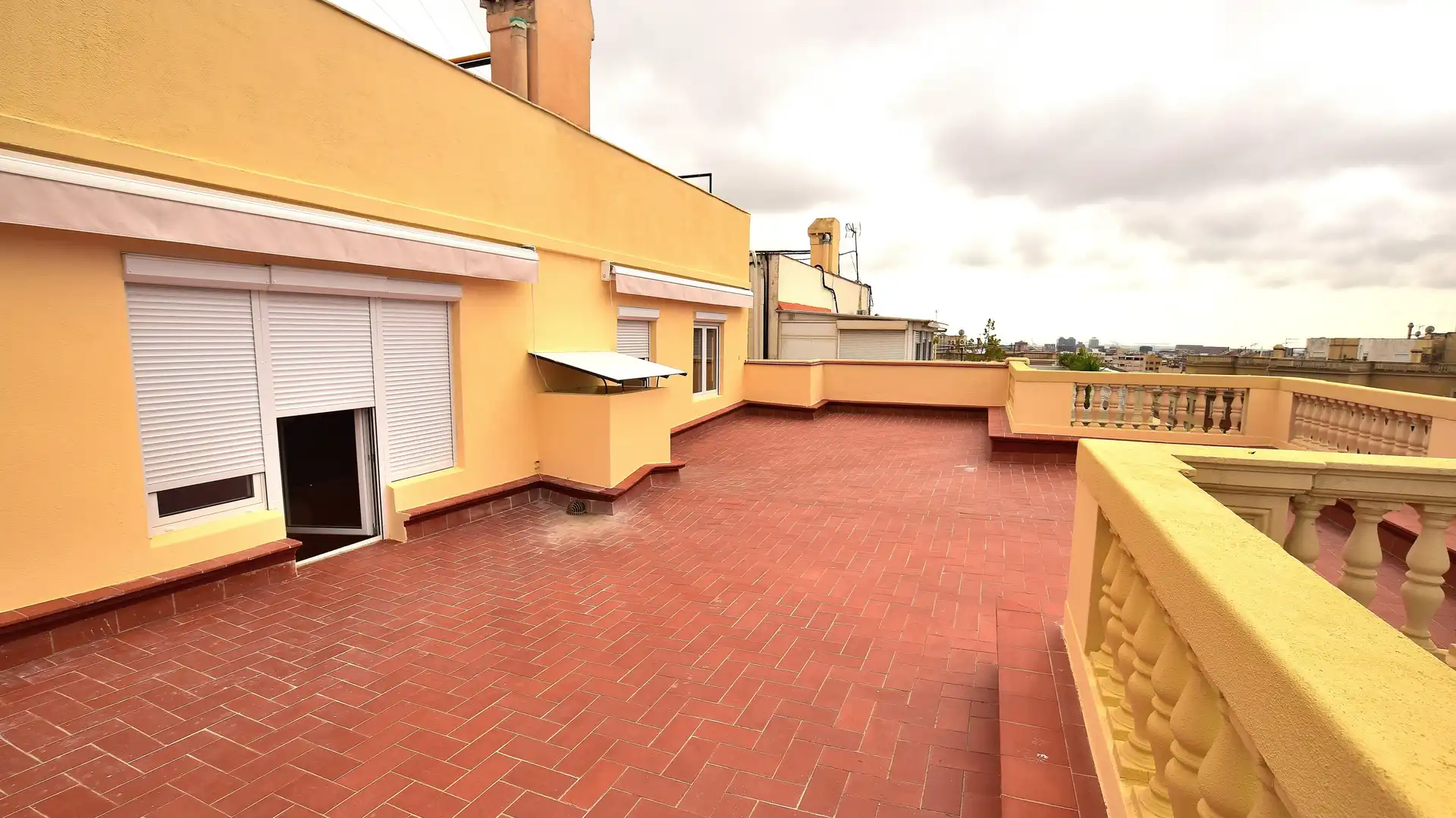 Terrassa de Àtic en venda en Barcelona amb Aire condicionat, Calefacció i Parquet