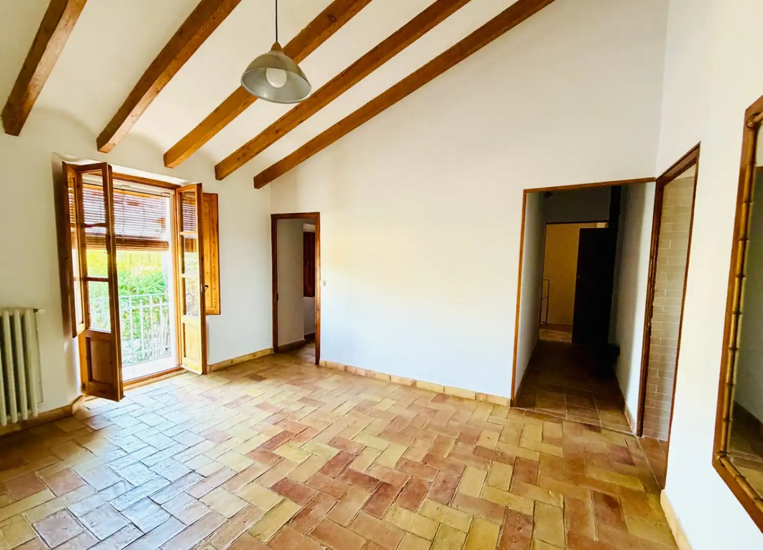 Menjador de Finca rústica de lloguer en Canyelles amb Aire condicionat, Calefacció i Jardí privat