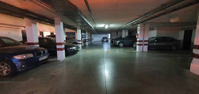 Garaje en Venta en Calle Luis Montoto, 63 en La Calzada - La Florida