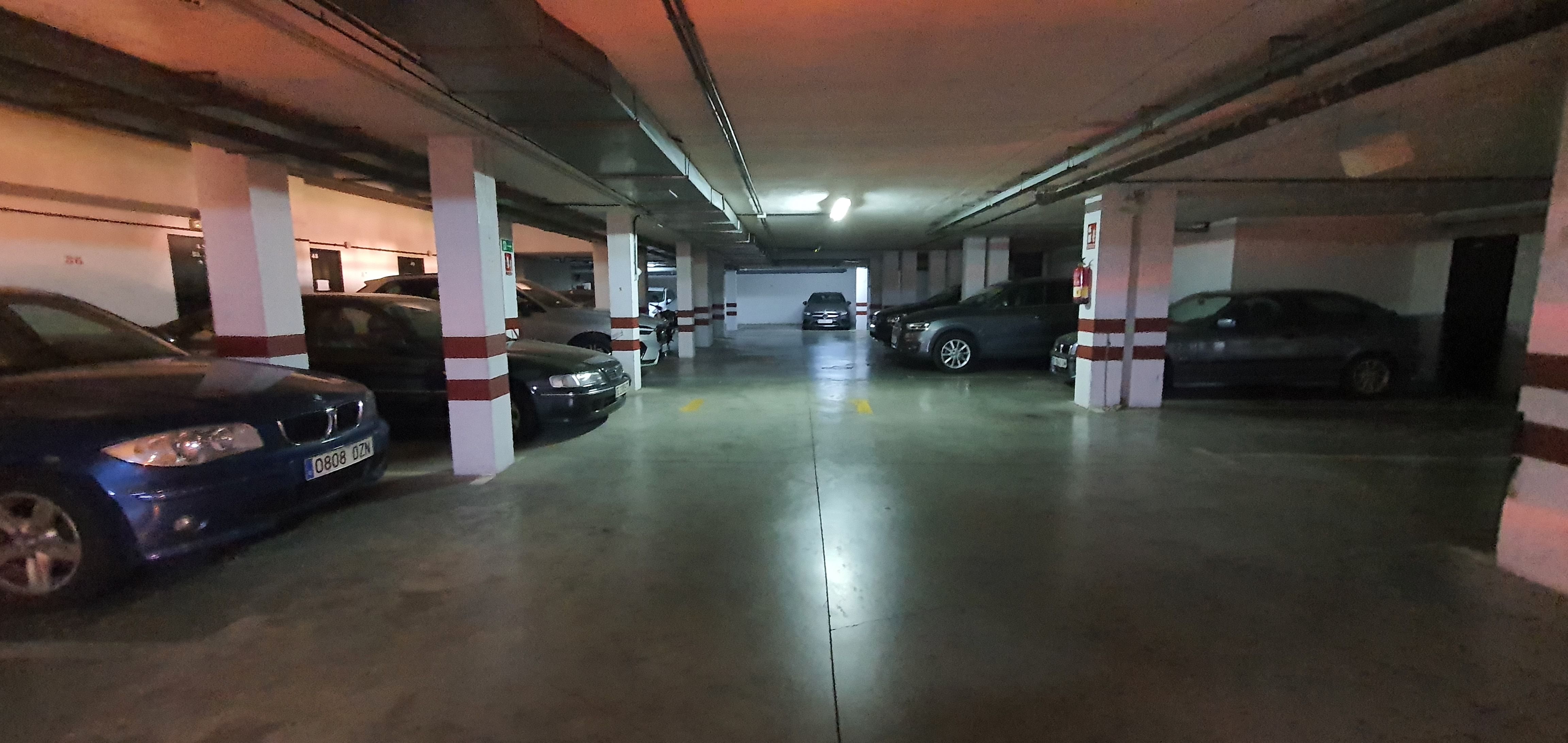 Garage for sale in Calle Luis Montoto, 63, La Calzada - La Florida