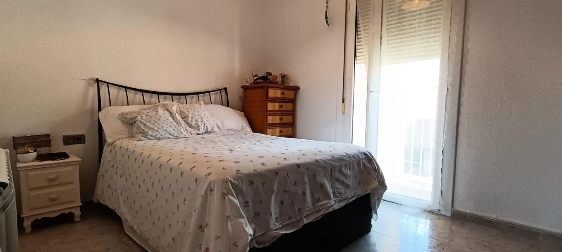 Dormitori de Pis en venda en Sabadell amb Aire condicionat i Calefacció