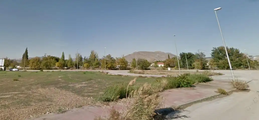 Terreny rústic en venda a isaac peral, imagen 3