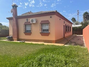 Xalet en venda a Las Lagunas - Campano