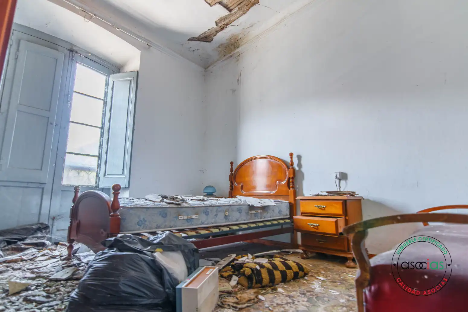 Dormitori de Casa o xalet en venda en Sobrescobio