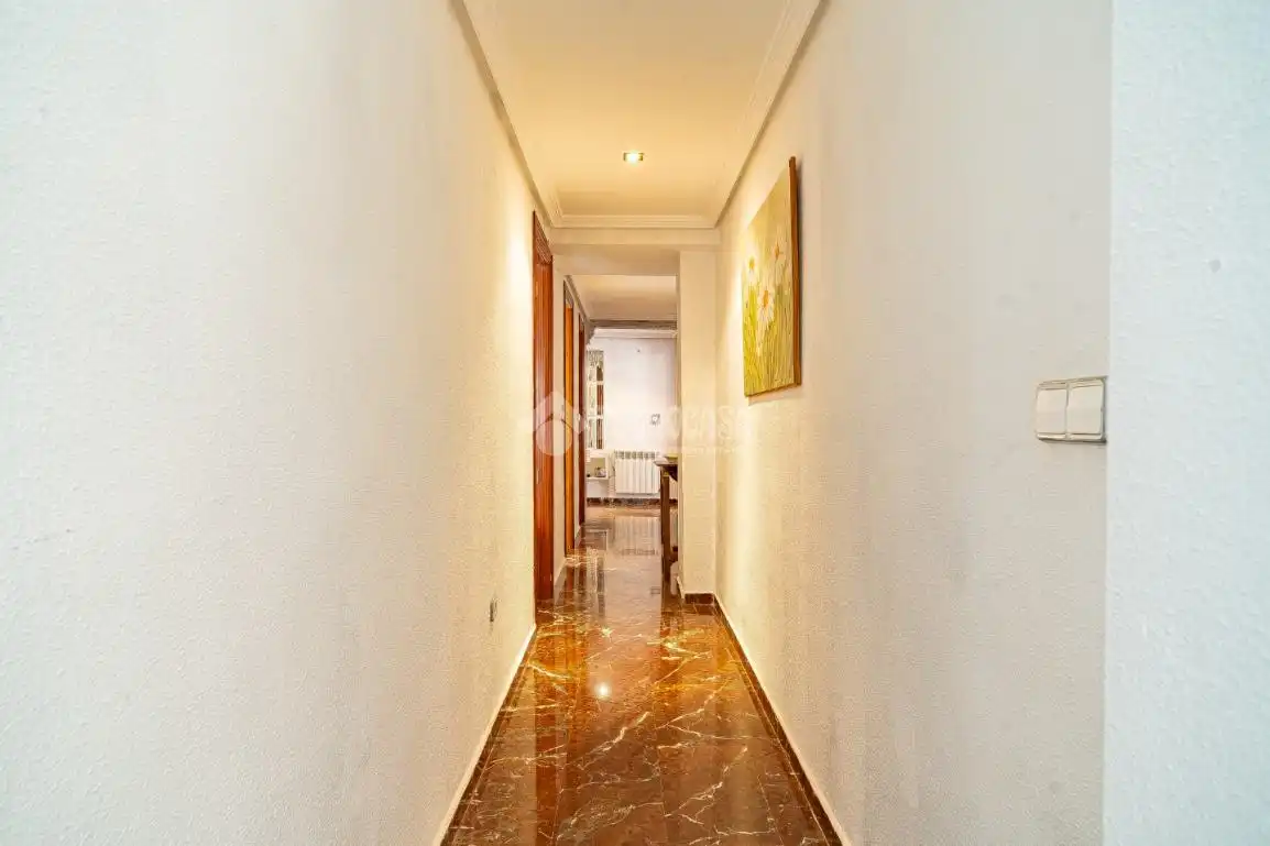 Flat for sale in Úbeda  with Air Conditioner