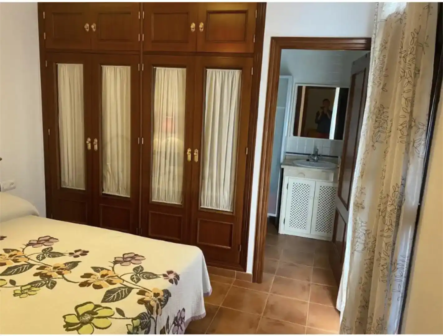 Dormitori de Pis en venda en Cazalla de la Sierra amb Aire condicionat i Moblat