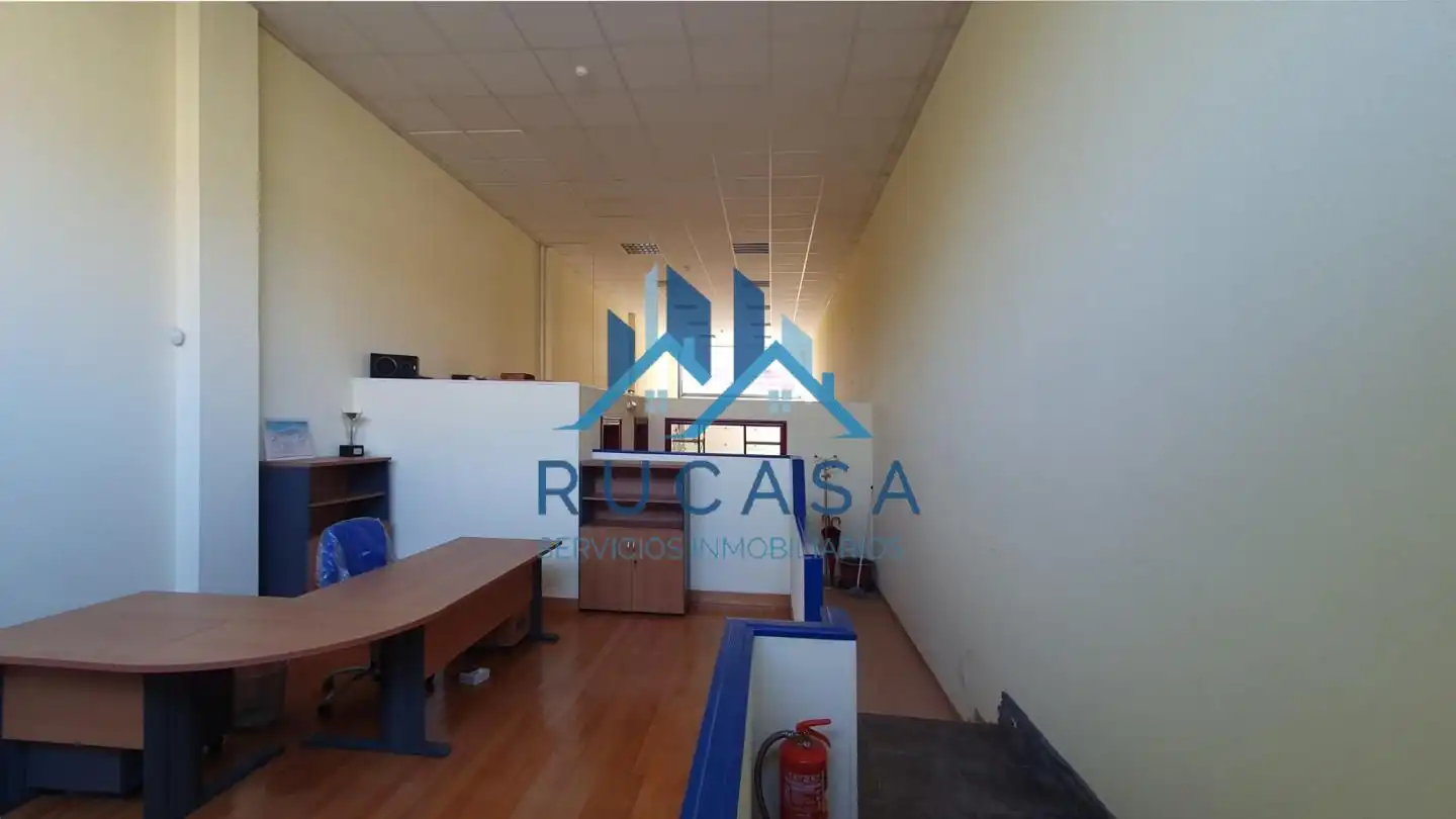 Nau industrial en venda en Santander