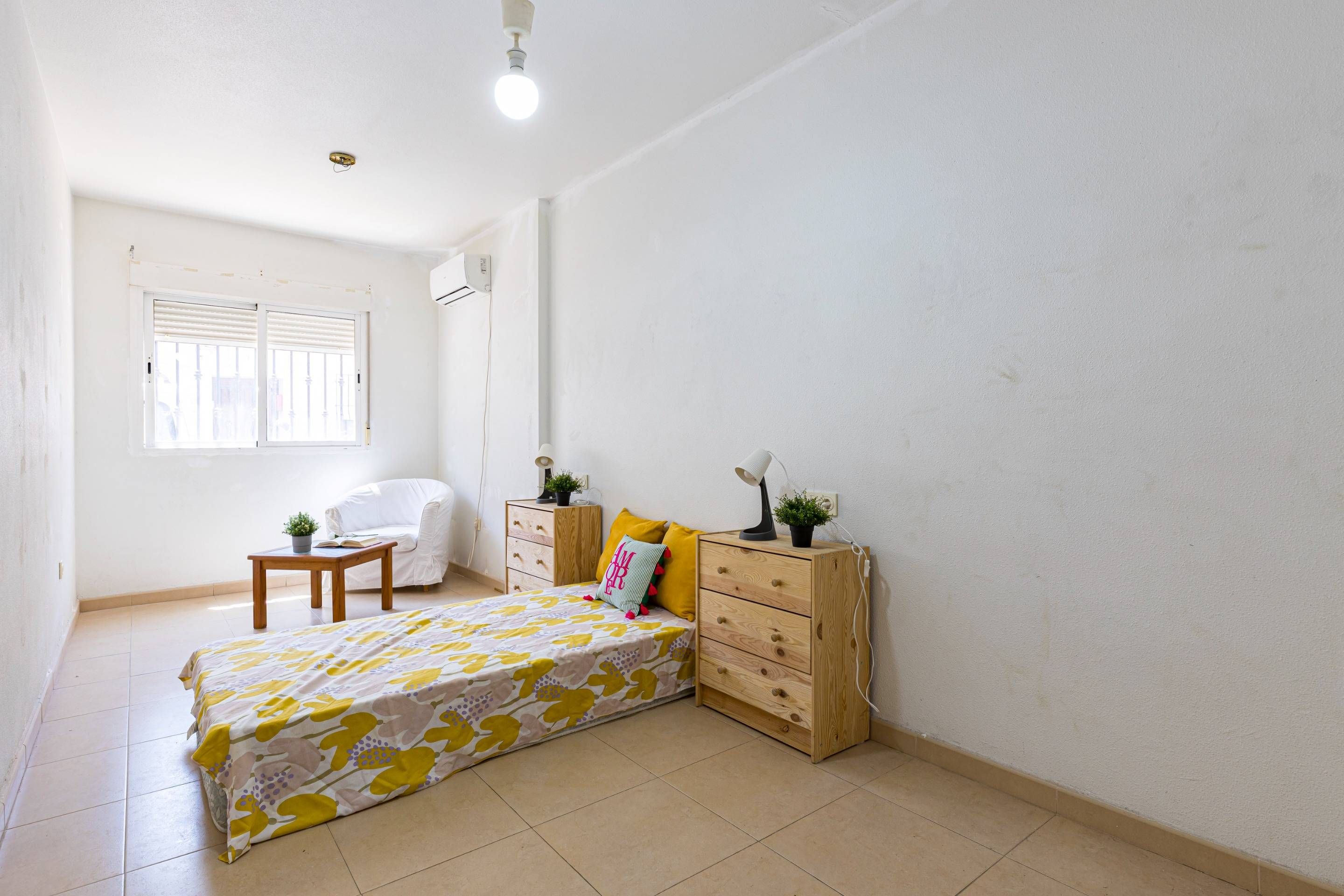 Habitación de Planta baja en venta en  Murcia Capital