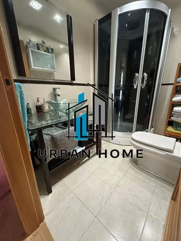 Bany de Casa o xalet en venda en Villaquilambre amb Calefacció, Jardí privat i Terrassa