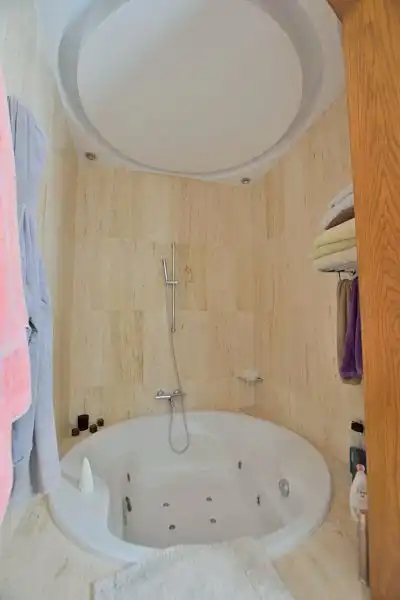 Bathroom of Houses for sale in Ronda  with Private garden, Terrace and Storage room