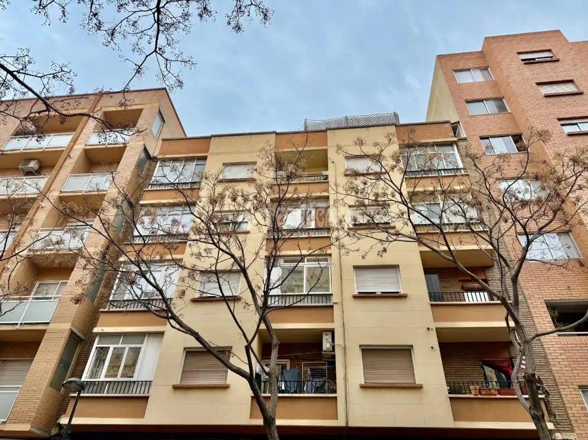 Vista exterior de Piso en venta en Zaragoza