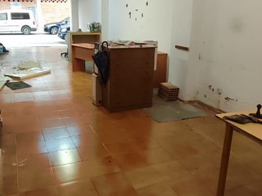 Local comercial en venda a Baeza