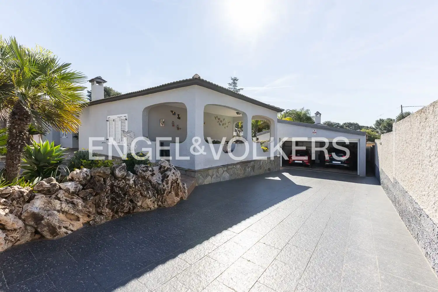 Exterior view of Houses for sale in Paterna  with Air Conditioner, Heating and Private garden