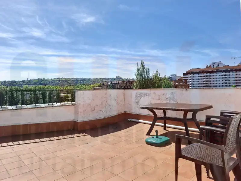 Terrace of Attic for rent in Oviedo   with Heating, Terrace and Furnished