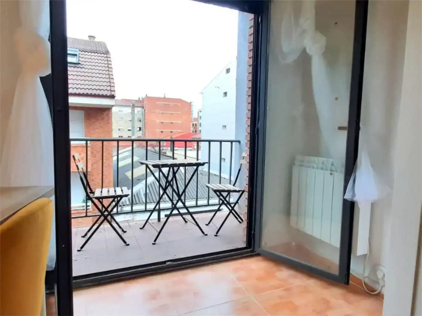 Balcony of Flat for share in León Capital   with Storage room and Furnished