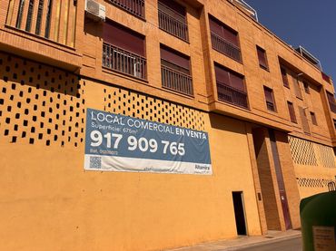 Local comercial en venda a Almansa