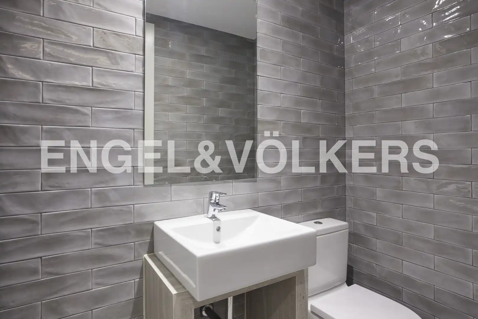Bathroom of Attic for rent in Madrid  with Heating and Swimming Pool