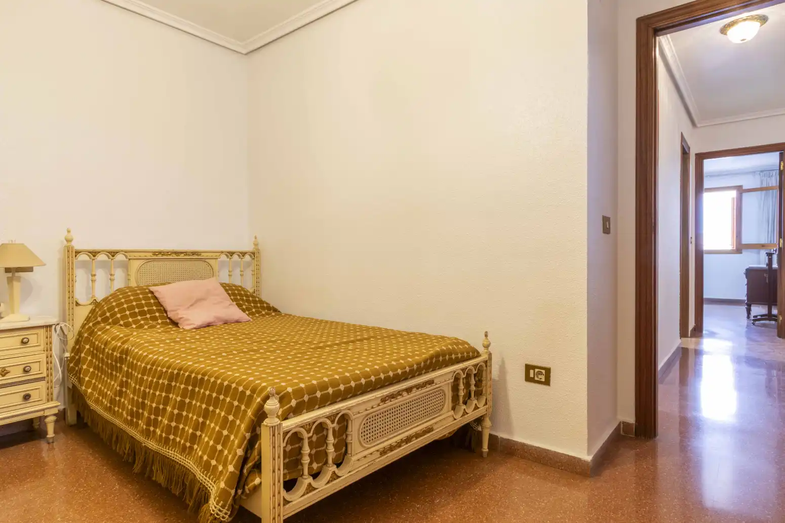 Dormitori de Casa adosada en venda en Sagunto / Sagunt amb Terrassa i Balcó