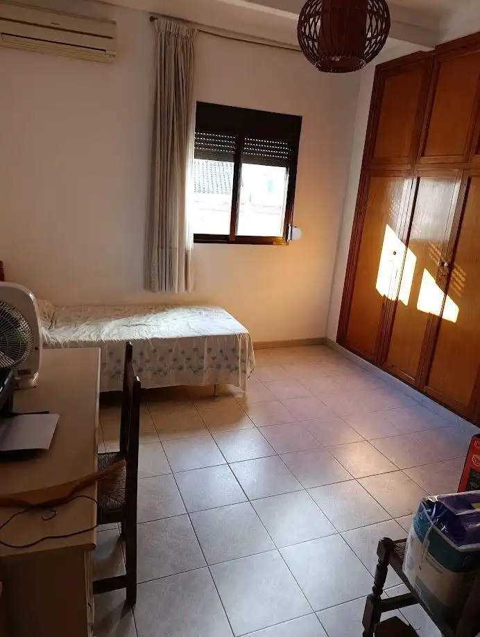 Habitación de Piso en venta en Mislata con Terraza, Trastero y Balcón