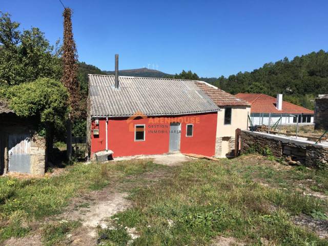 Casa-chalet en Venta en O Irixo