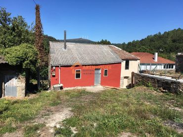 Maison avec jardin à vendre à O Irixo