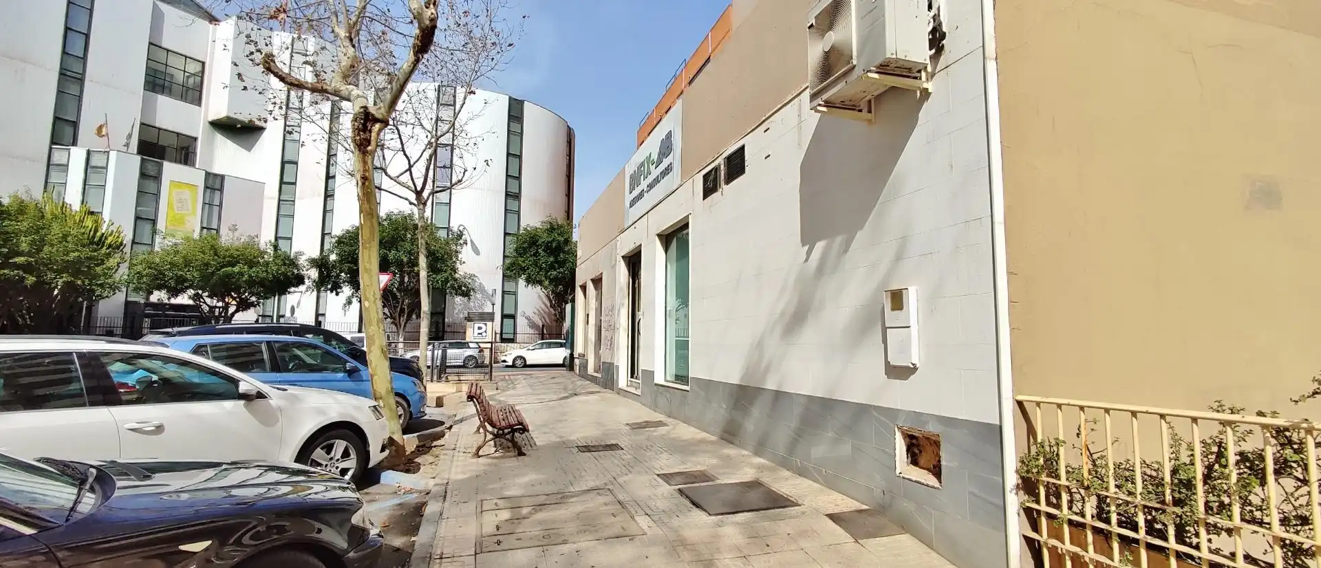 Local comercial en alquiler en Calle de Rafael Alberti 1, imagen 2