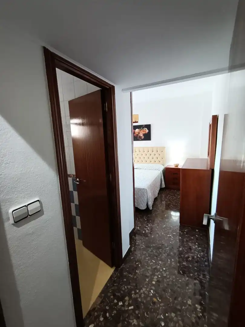 Schlafzimmer von Wohnung zur Miete in Jaén mit Klimaanlage, Terrasse und Möbliert