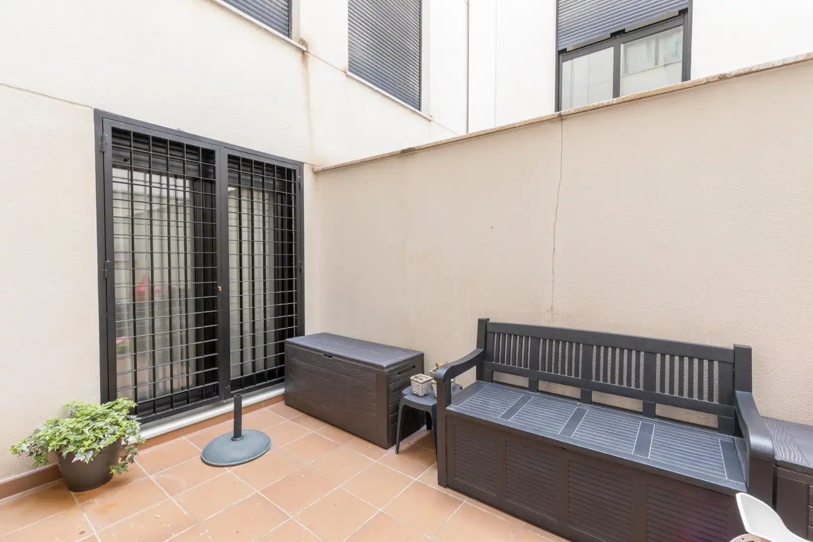 Terraza de Piso en venta en Armilla con Aire acondicionado, Calefacción y Piscina comunitaria