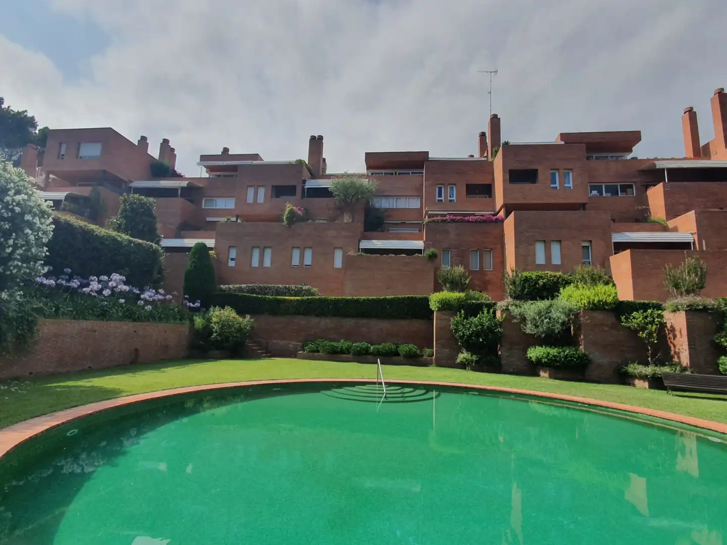 Jardín de Piso en venta en Sant Vicenç de Montalt con Calefacción, Terraza y Piscina comunitaria