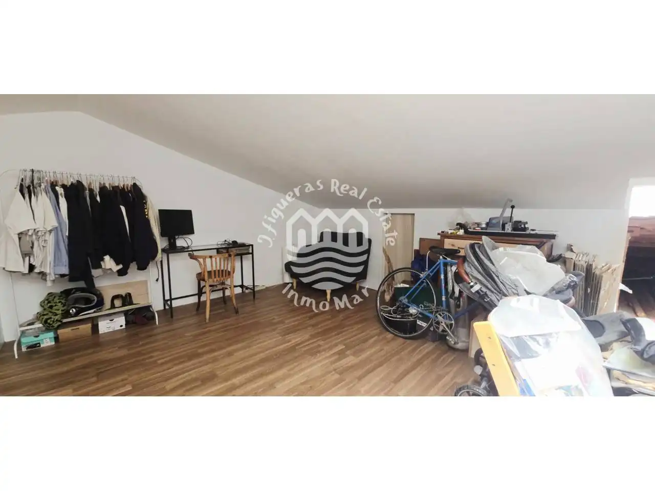 Flat for sale in Terrassa  with Air Conditioner, Heating and Storage room