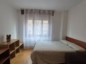 Habitación de Estudio de alquiler en Chamberí
