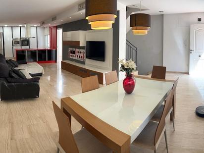 Dining room of Single-family semi-detached for sale in Elche / Elx  with Air Conditioner, Terrace and Balcony