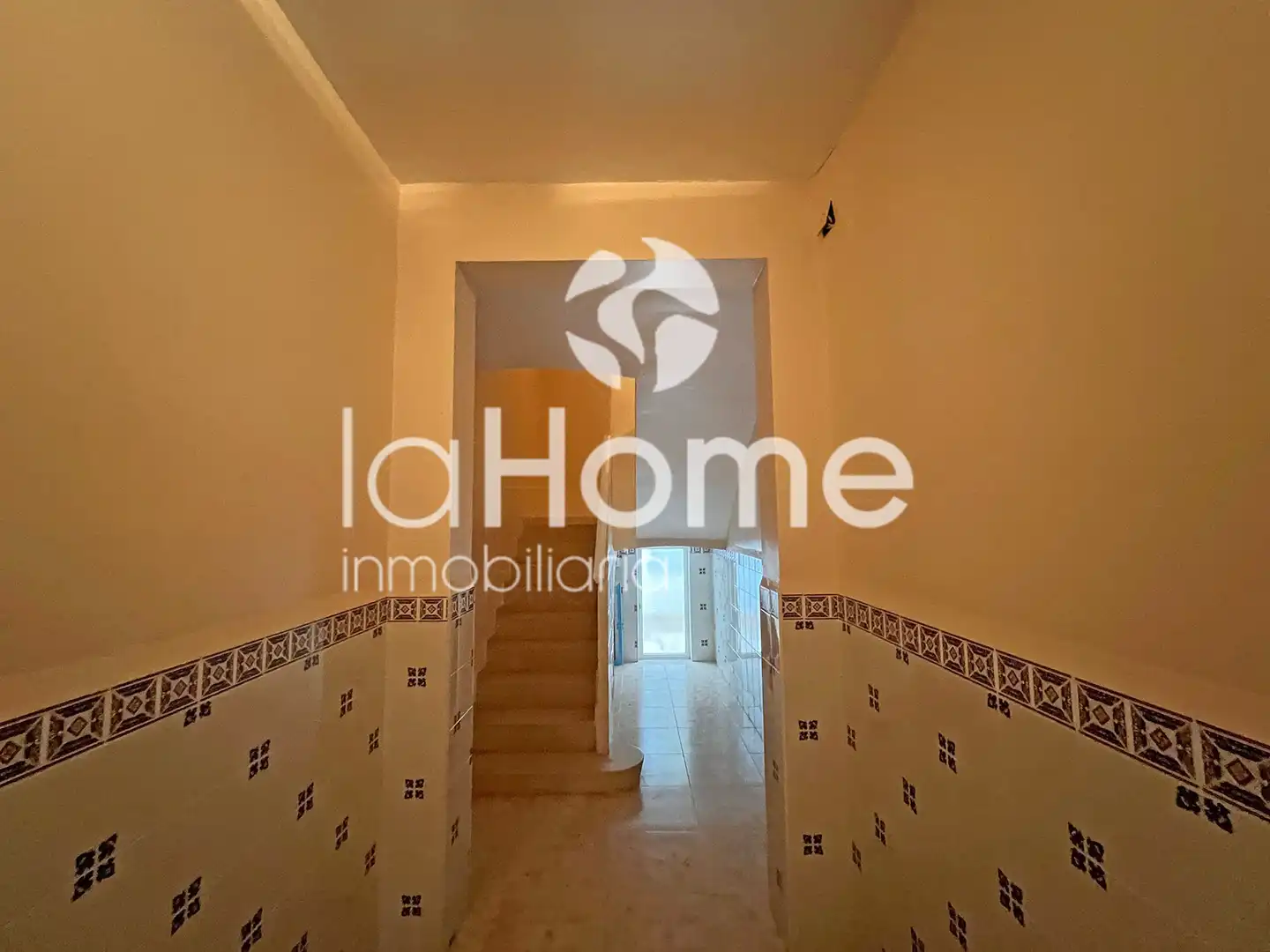 Flat for sale in Sueca  with Air Conditioner, Terrace and Furnished