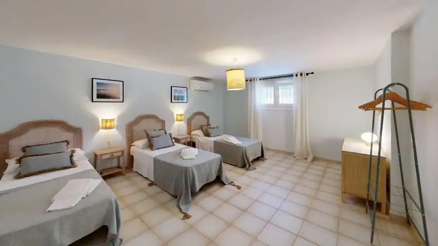Dormitori de Casa o xalet en venda en L'Ametlla de Mar  amb Aire condicionat, Jardí privat i Terrassa