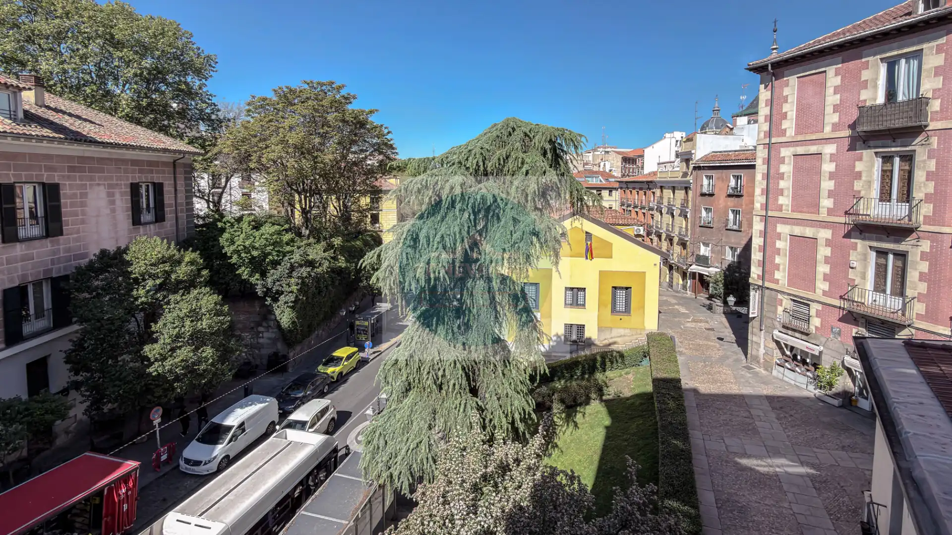 Exterior view of Flat for rent in Madrid  with Air Conditioner, Heating and Terrace