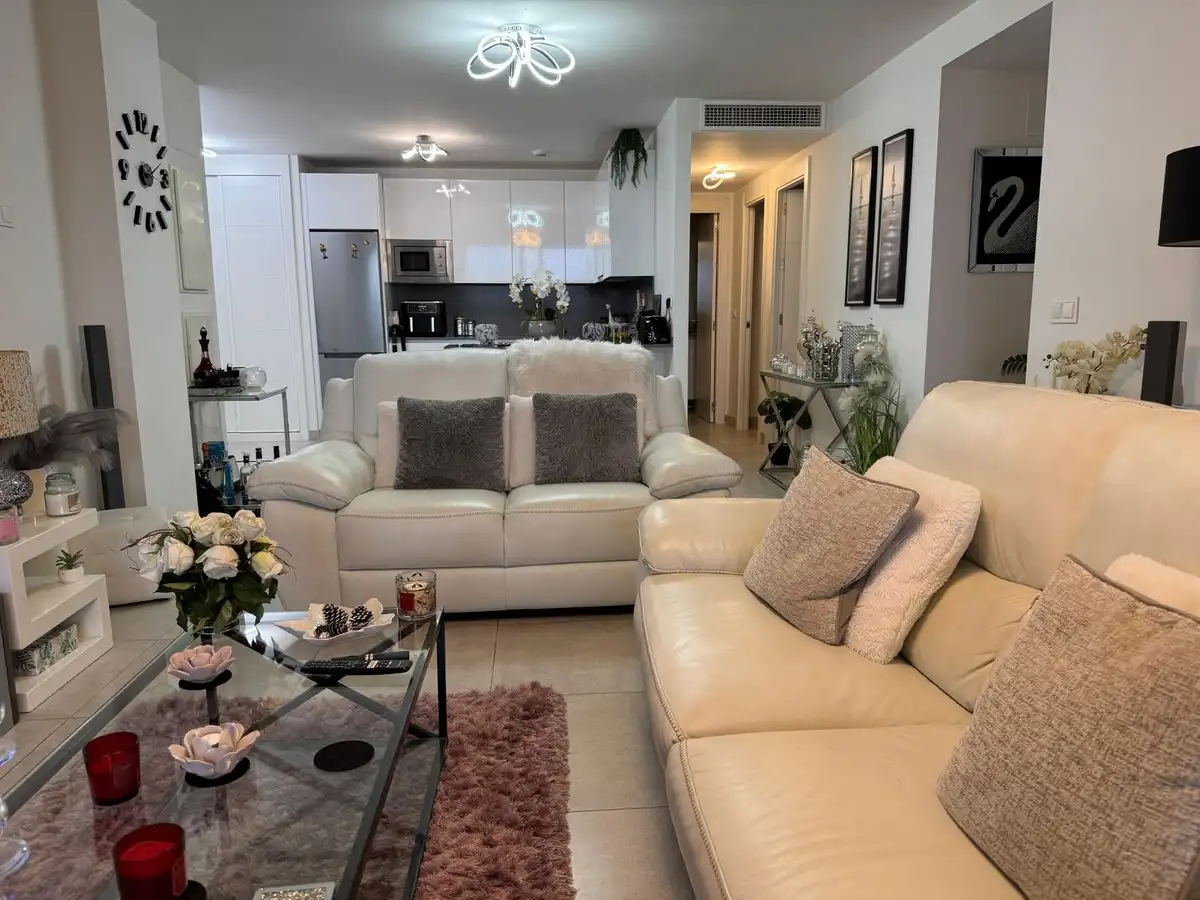 Wohnzimmer von Erdgeschoss zum Verkauf in Mijas mit Klimaanlage, Terrasse und Abstellraum