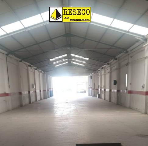 Nave industrial en Alquiler en Parque de la Constitución, 5a en Villanueva de la Serena