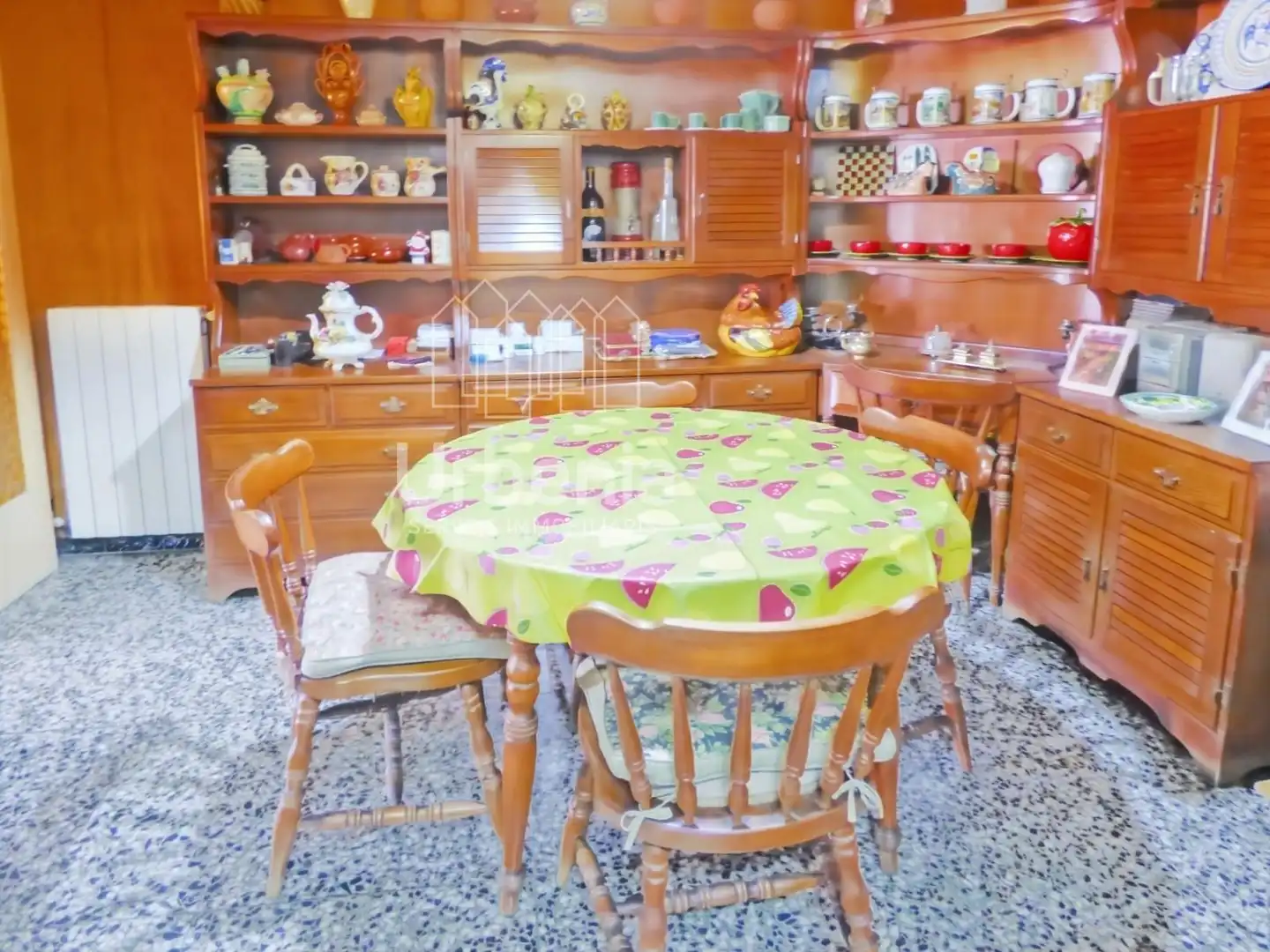 Comedor de Piso en venta en Mataró con Calefacción, Terraza y Amueblado