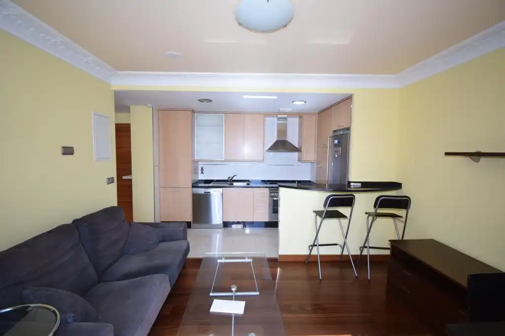 Cocina de Apartamento en venta en A Coruña Capital  con Calefacción, Trastero y Amueblado