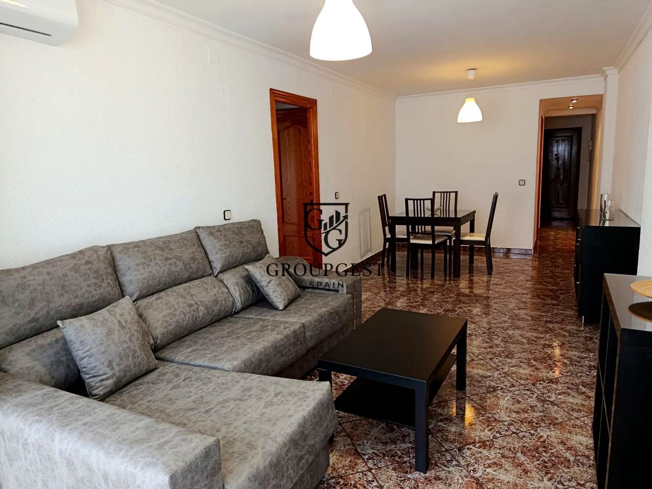 Piso de alquiler en Los Guindos - Parque Mediterráneo - Santa Paula, Carretera de Cádiz