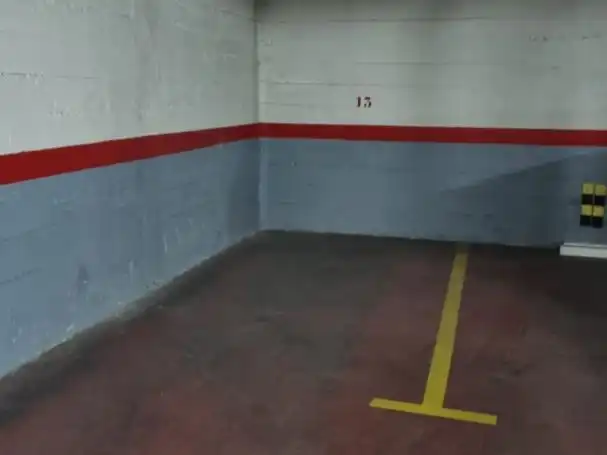 Parkplatz von Garage zur Miete in Valdemoro