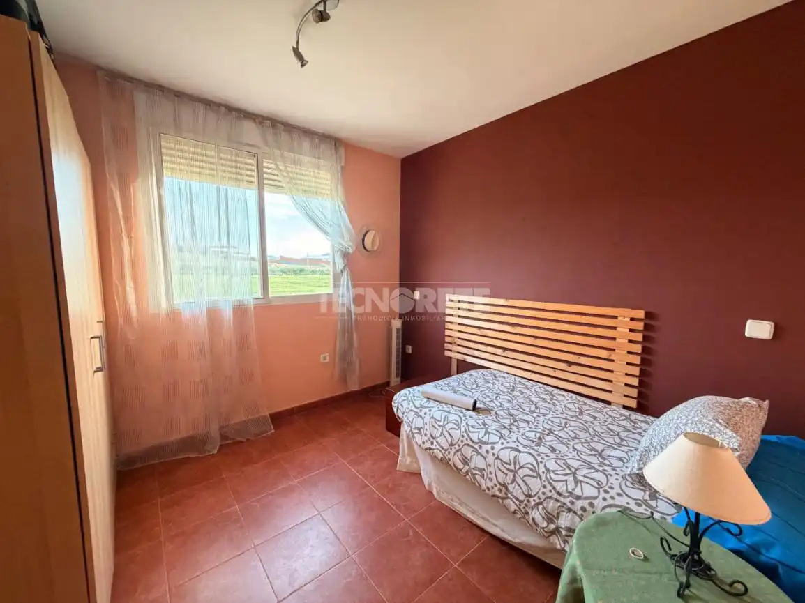 Habitación de Casa adosada en venta en Aldeanueva de Barbarroya con Aire acondicionado, Terraza y Amueblado