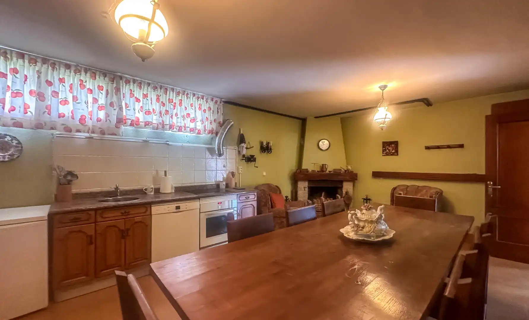 Cocina de Casa o chalet en venta en Camargo con Calefacción, Jardín privado y Terraza